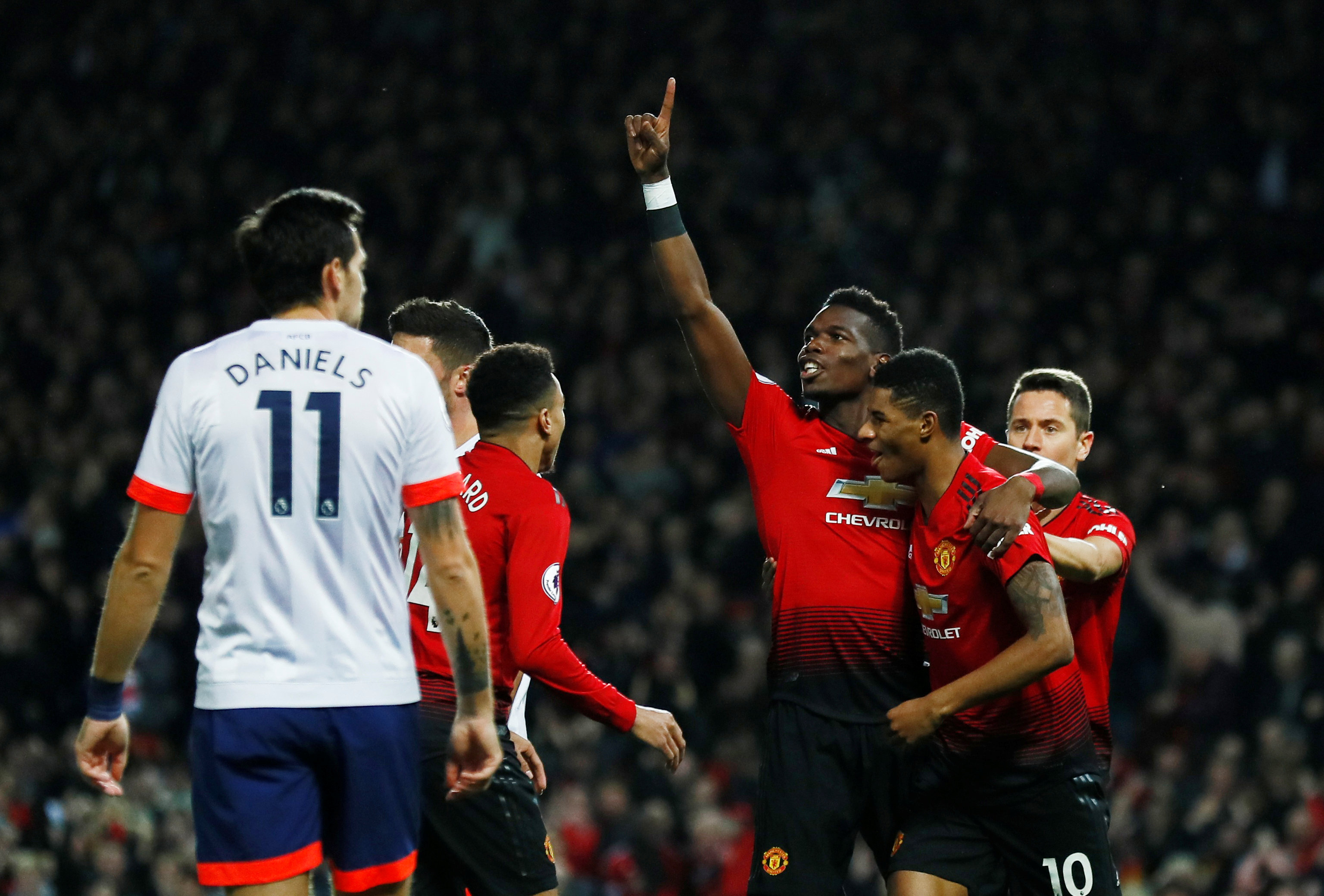 并利用他丰 并利用他丰