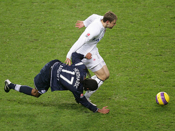 胡金秋在两 胡金秋在两